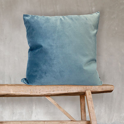 Roomset - Velvet Cushion