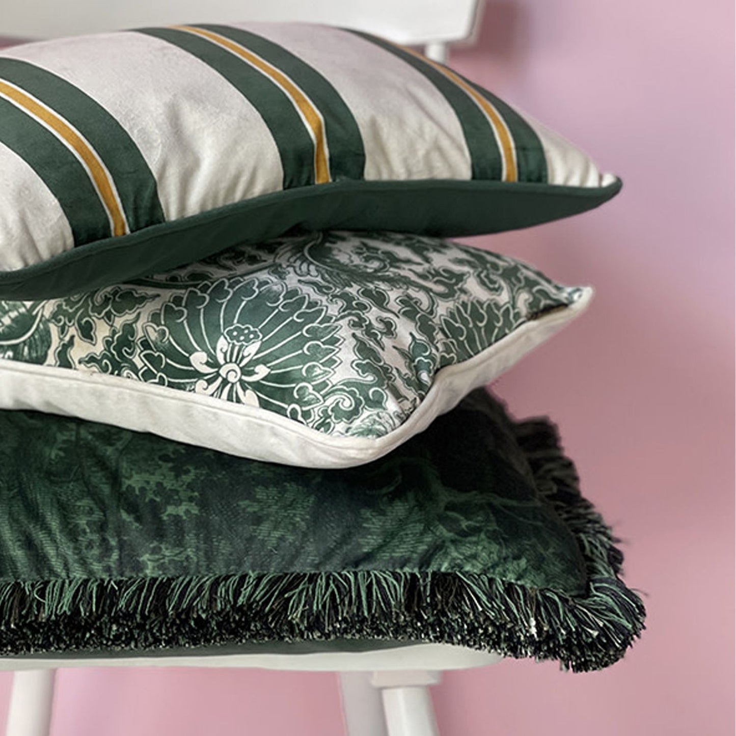 Roomset - Green & Golden - Velvet Cushion