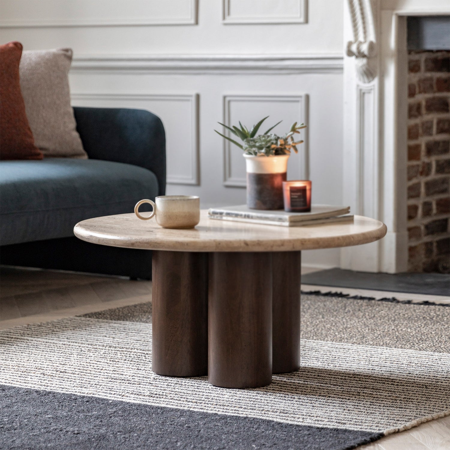 Quincy Coffee Table:- Dark Wood