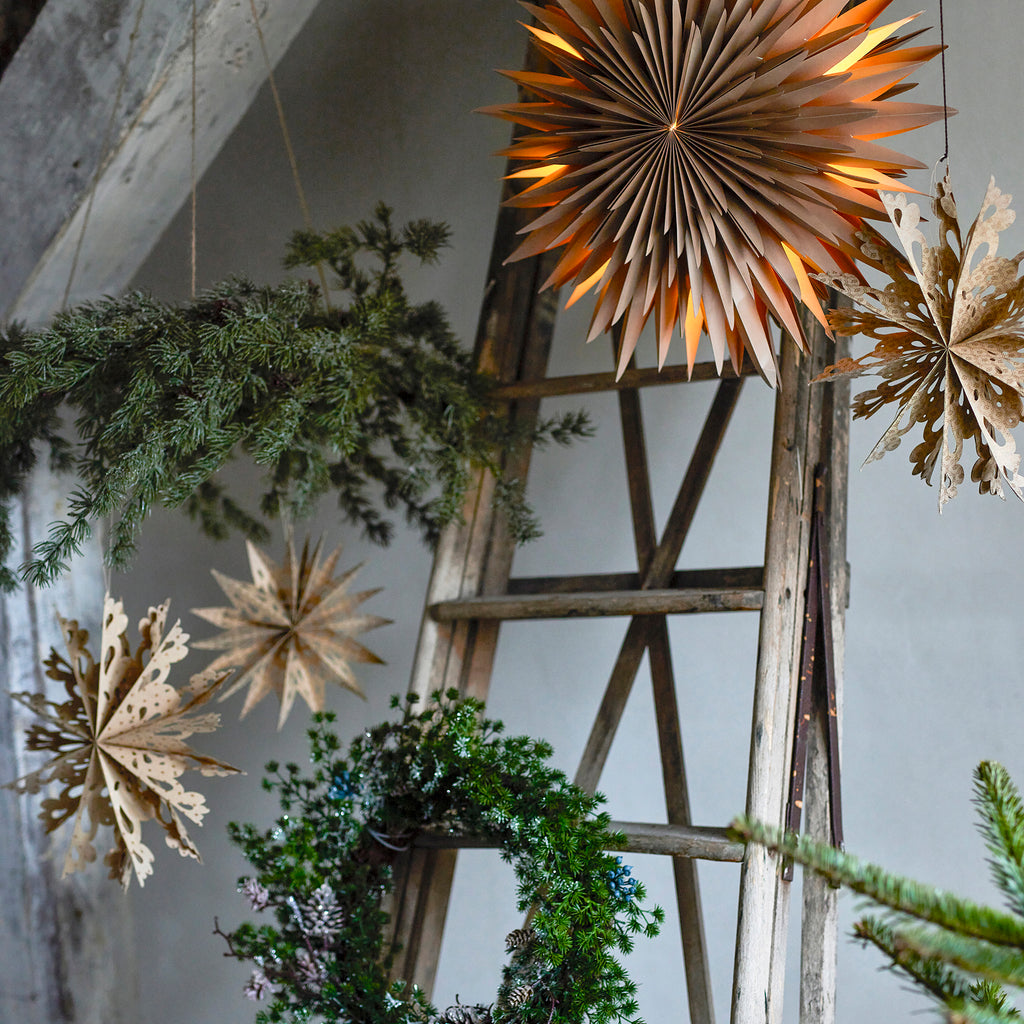 Hanging Cedar Wreath - Green