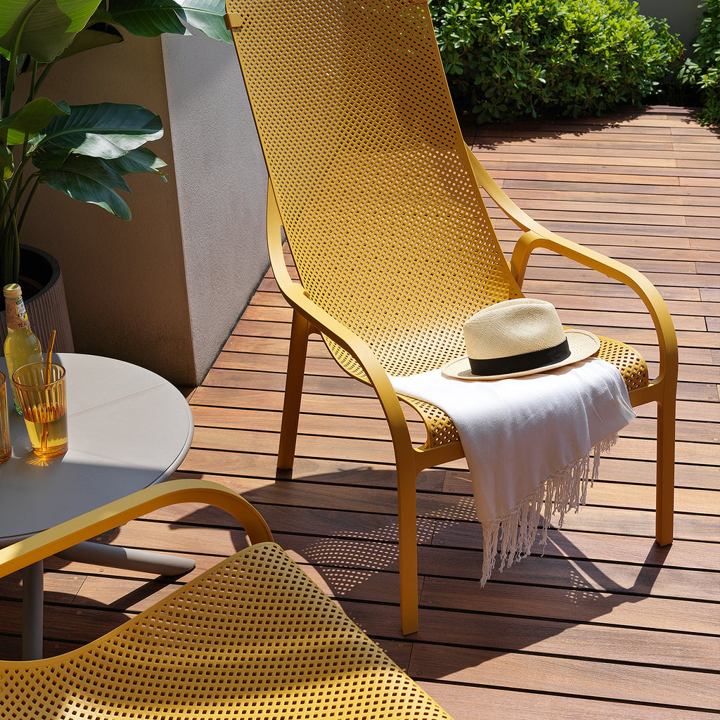 Nardi Net Lounge Chair with UV protection and weather resistance
