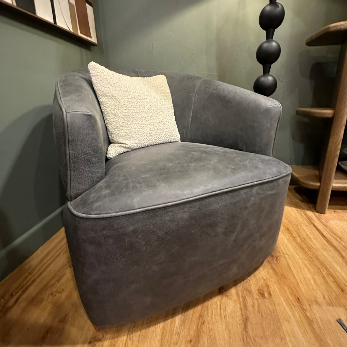 CLEARANCE - Derby Chair
