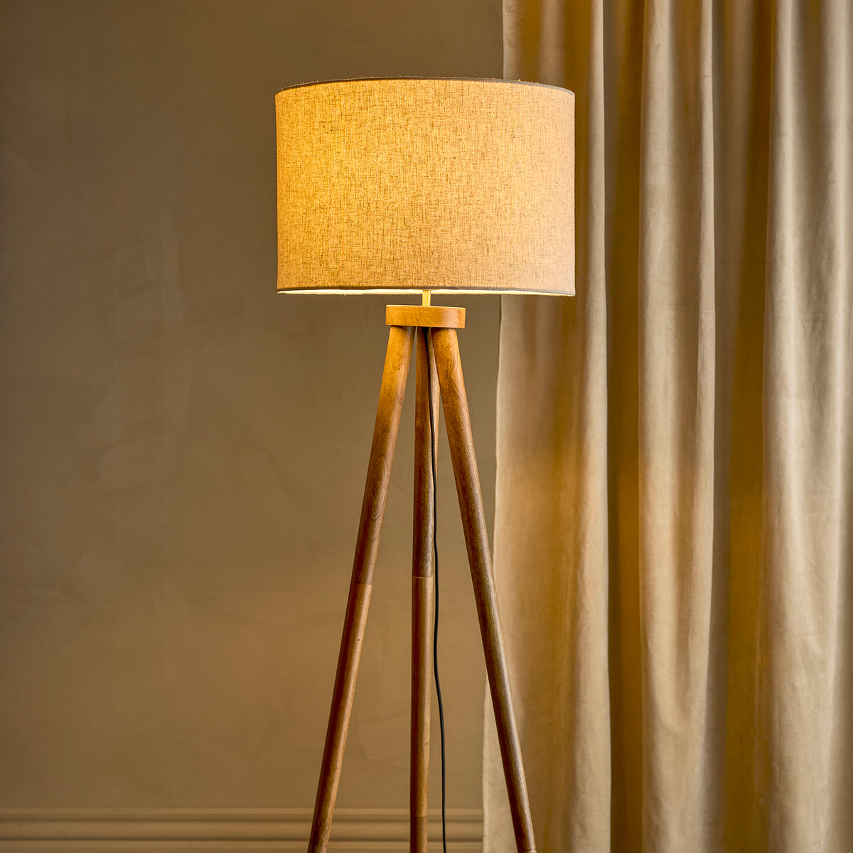 Etienne Floor Lamp