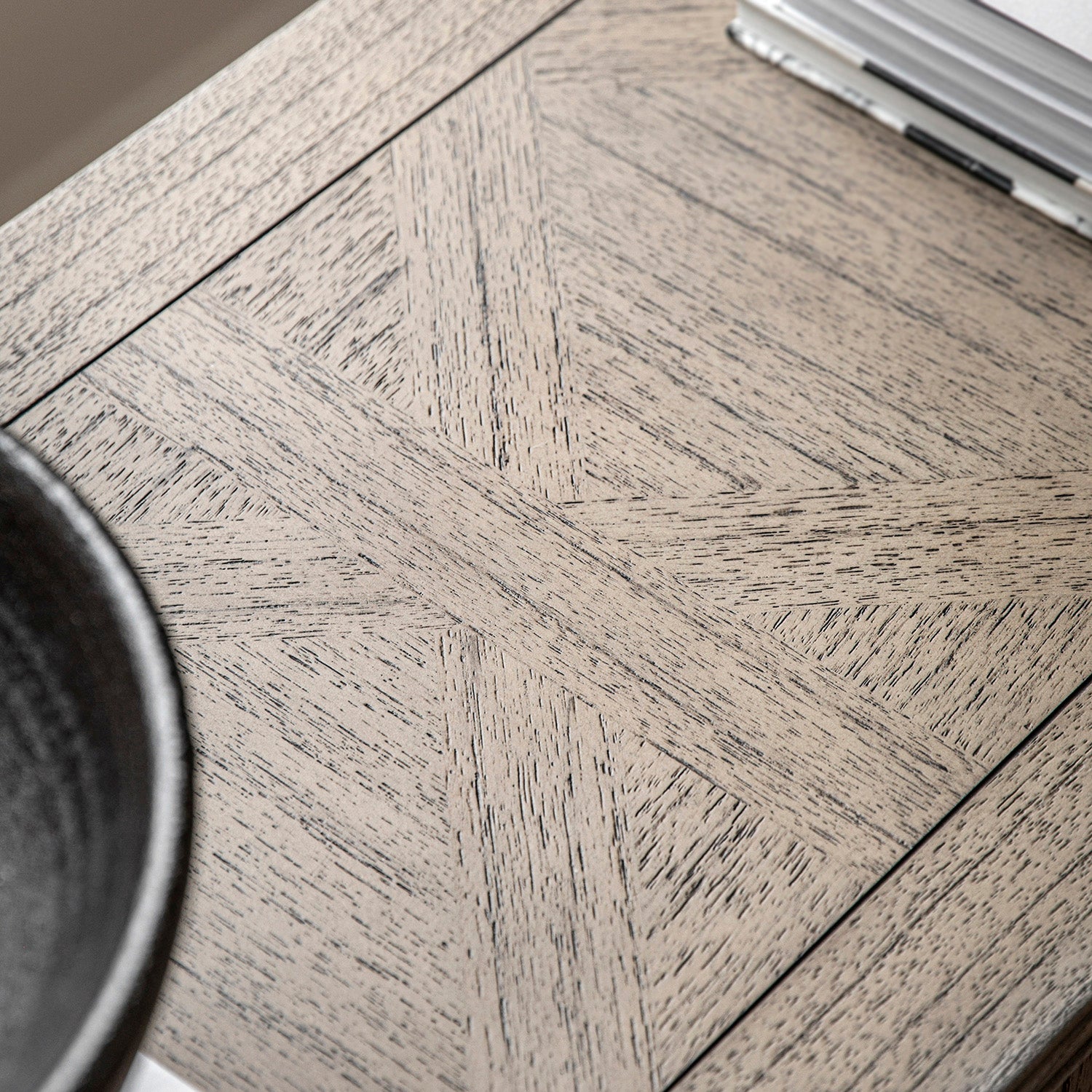 Close Up Of the Top Of The Faringdon Dressing Table 