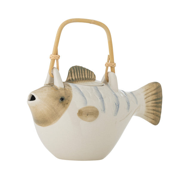 Fish-shaped teapot with a handle