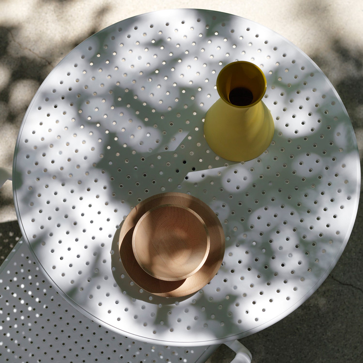 Love your morning coffee outside? The Step table is a great place to enjoy your latte or Americano!