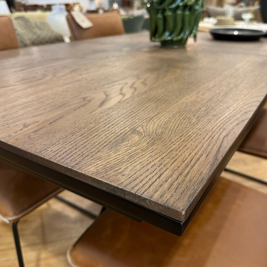 CLEARANCE - Marlow Oak Dining Table - 160-200cm Extending