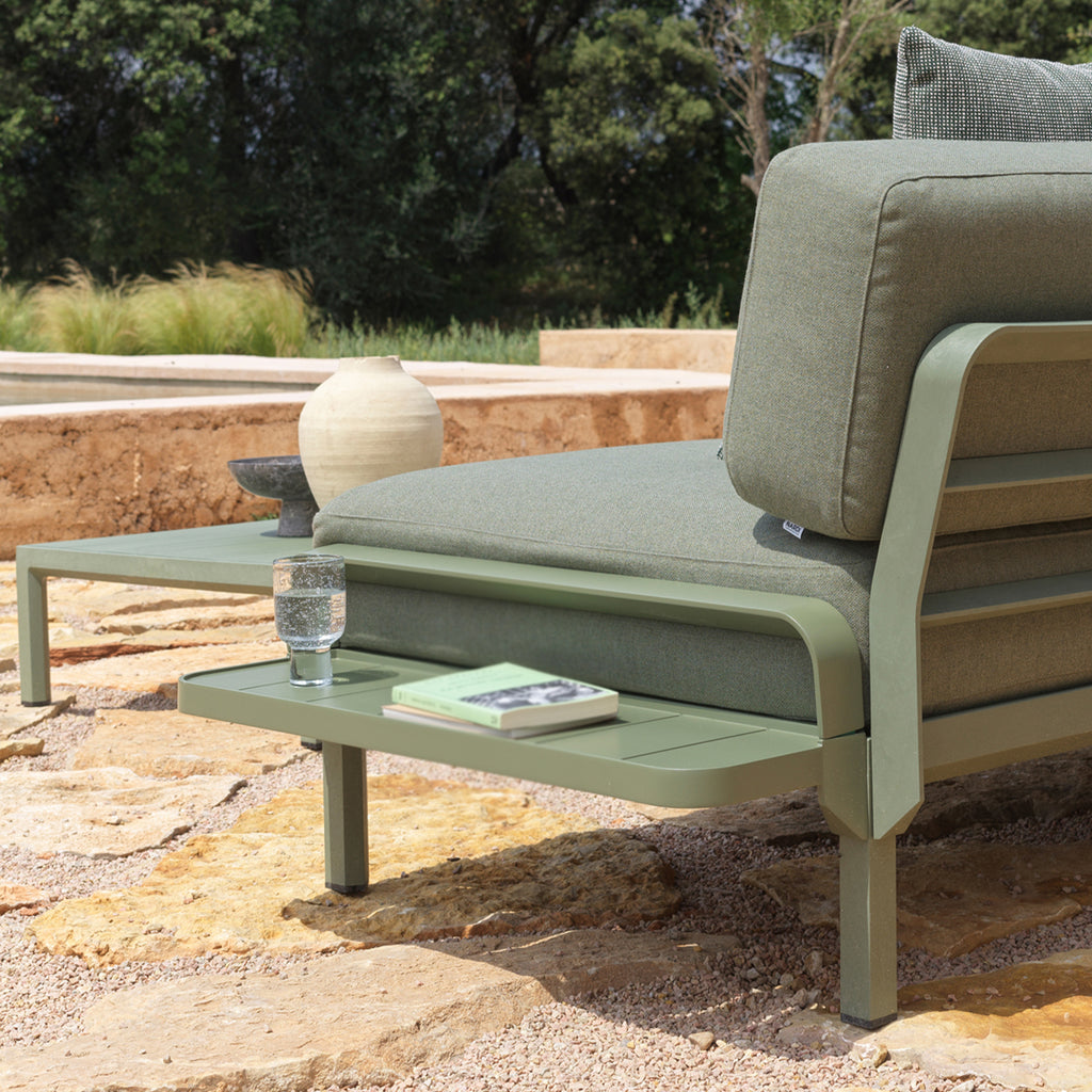 Maximo Attachable Side Table