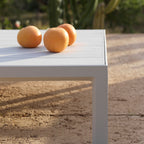 Sophisticated minimal design. The Maximo Tavolino looks great in any outdoor setting.
