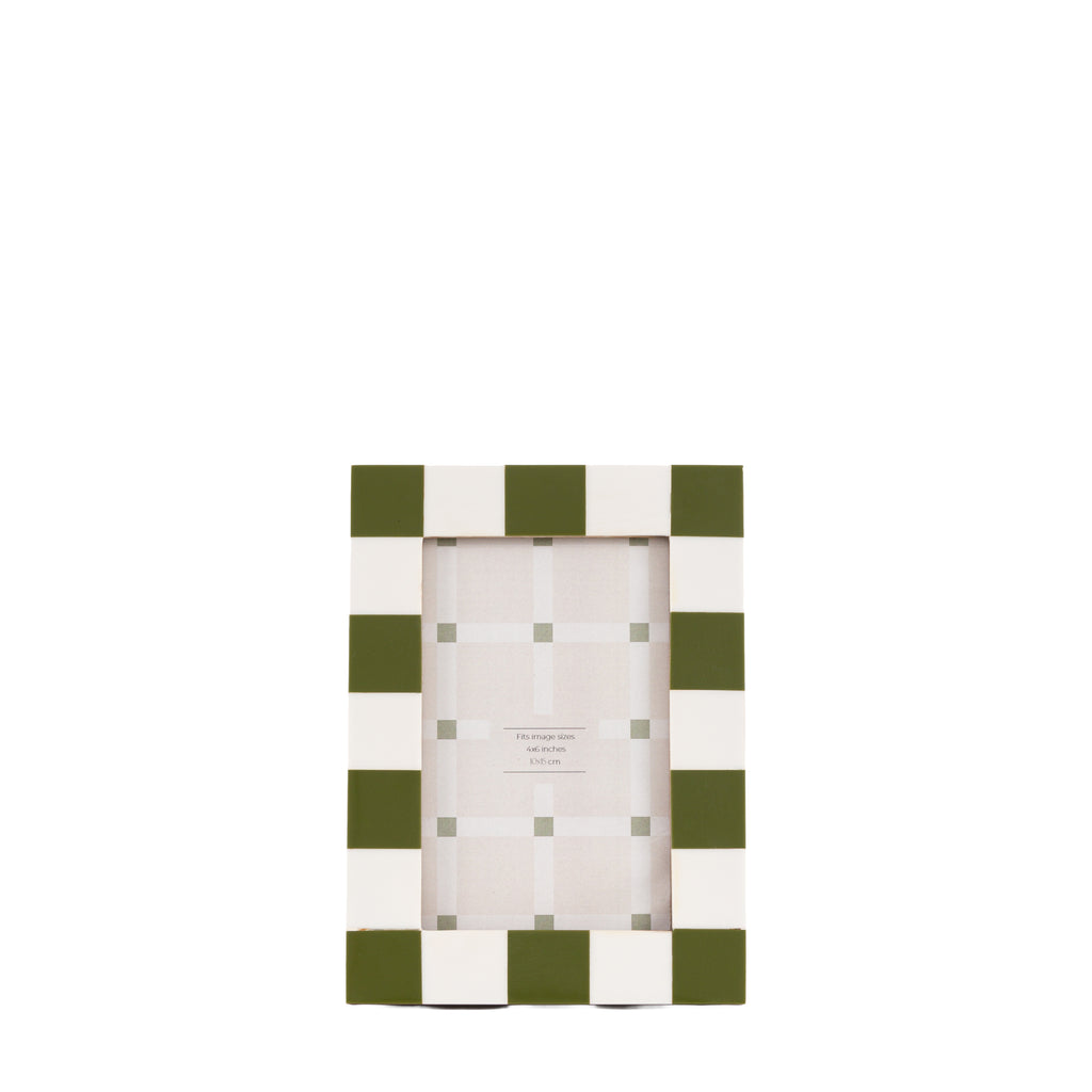 Modern 6x4 picture frame in white and green finish