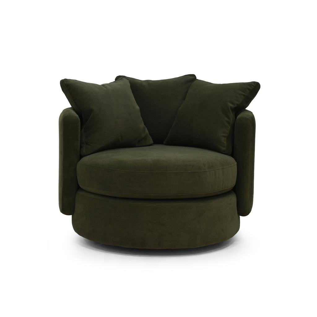 Piccadilly large swivel chair from the Vogue Williams collection
