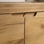 Elegantly carved door handles - integrated directly into the wood for a seamless, contemporary look QKS20

