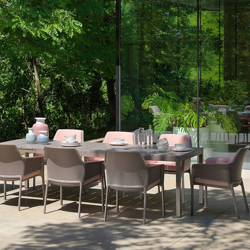 More guests coming round for your garden dinner party? No problem with the Rio 210 extending table.