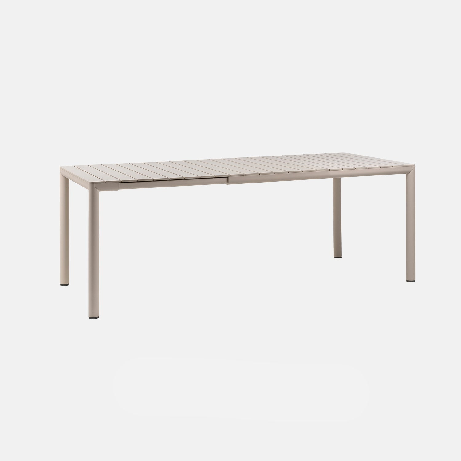 The Tevere now has the colour finish vern. corda 49469.24.000. Shop this extending outdoor table 147-211cm in length.