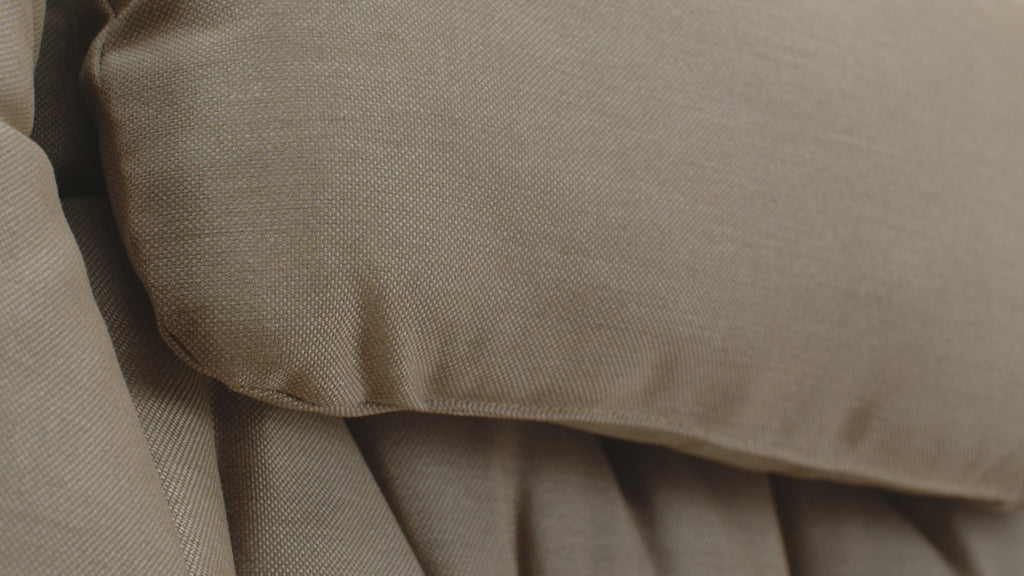 Head cuscino or cushion for the Folio laid back outdoor chair.