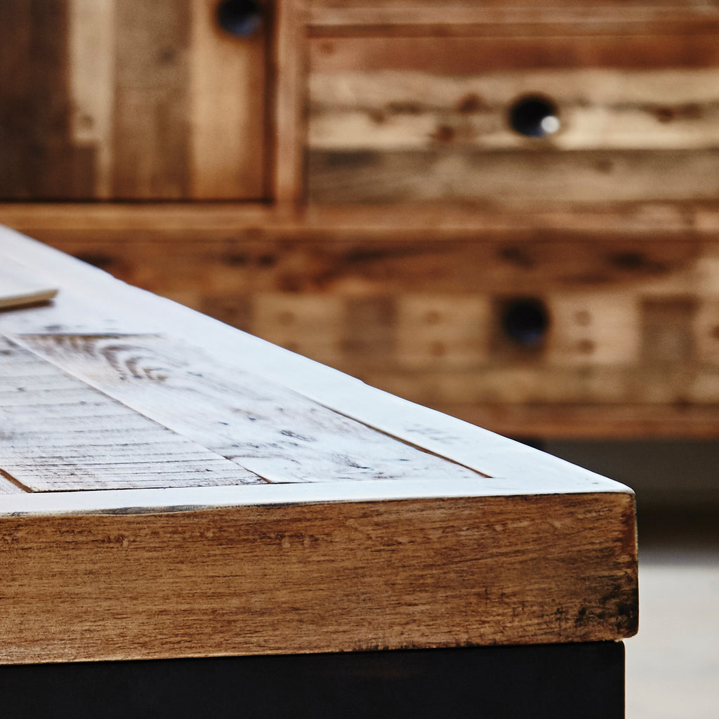 Colebrook Dining Table - 140-180cm Leg Extending